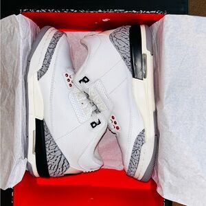AIR JORDAN 3 RETRO (GS)
SUMMIT WHITE/FIRE RED-BLACK